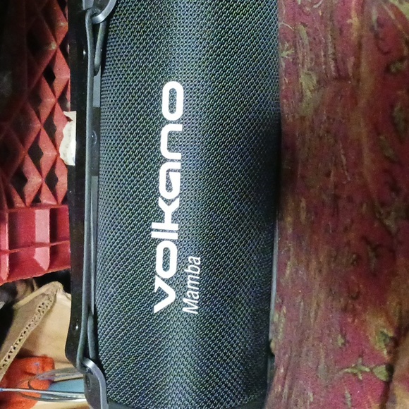Volkano Mamba Bluetooth speaker - Picture 1 of 3